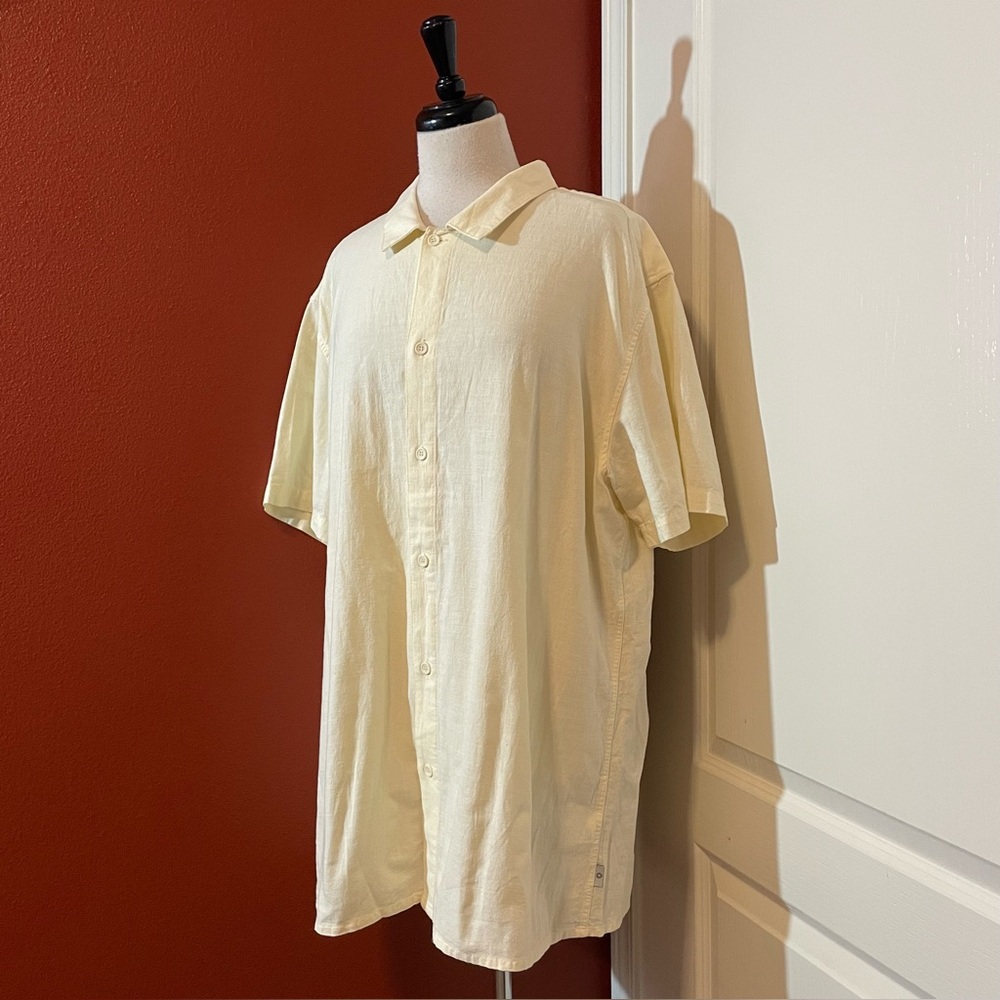 Rhythm Men’s Linen Blend Lightweight Short Sleeve Button Down Huckberry Shirt